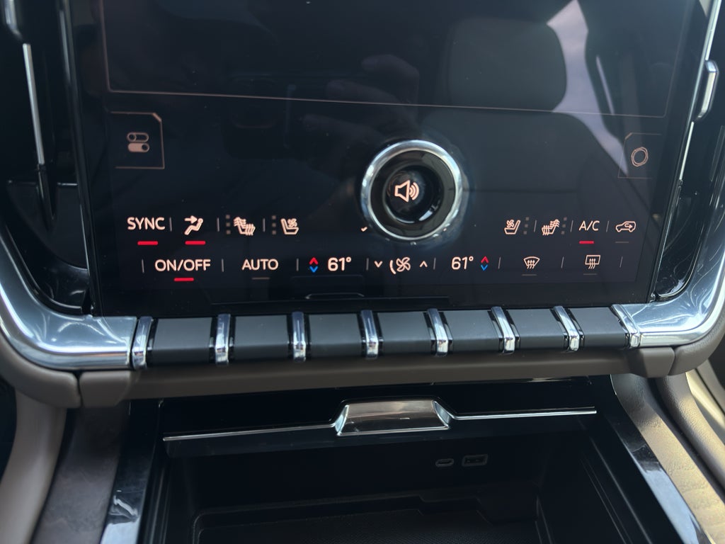 2025 GMC Yukon XL Denali