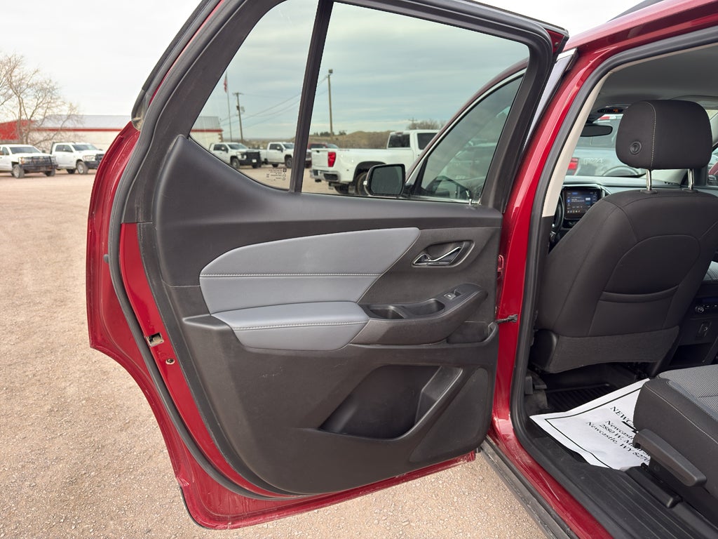 2020 Chevrolet Traverse LT Cloth