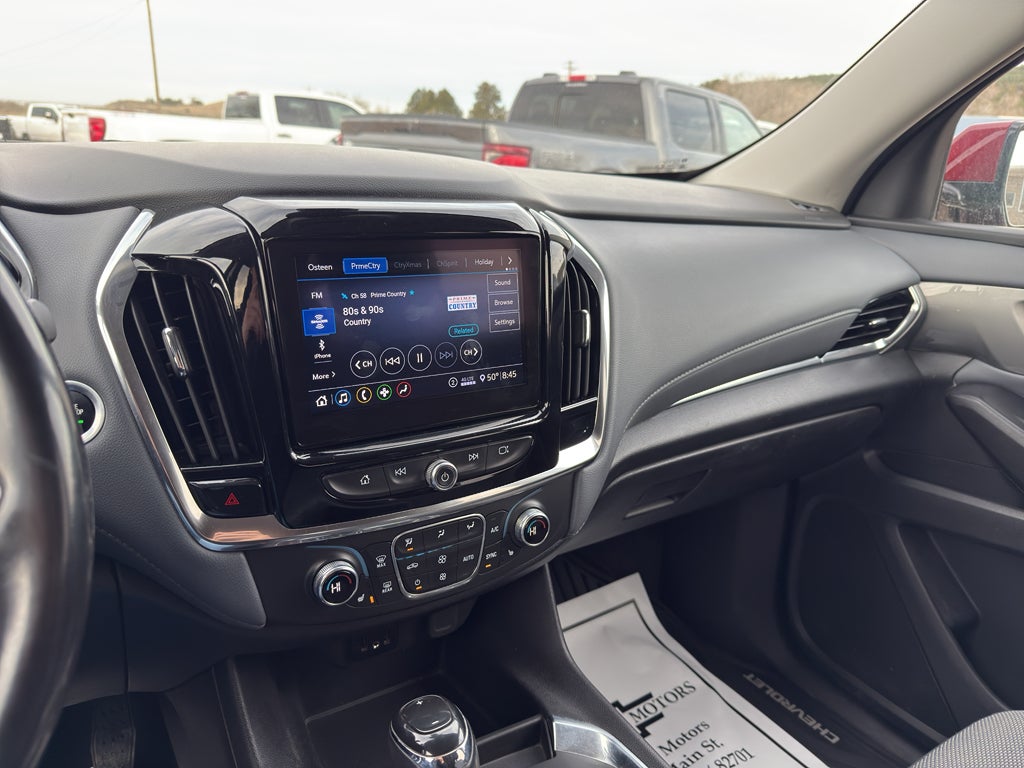2020 Chevrolet Traverse LT Cloth