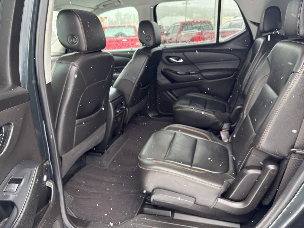 2021 Chevrolet Traverse LT Leather