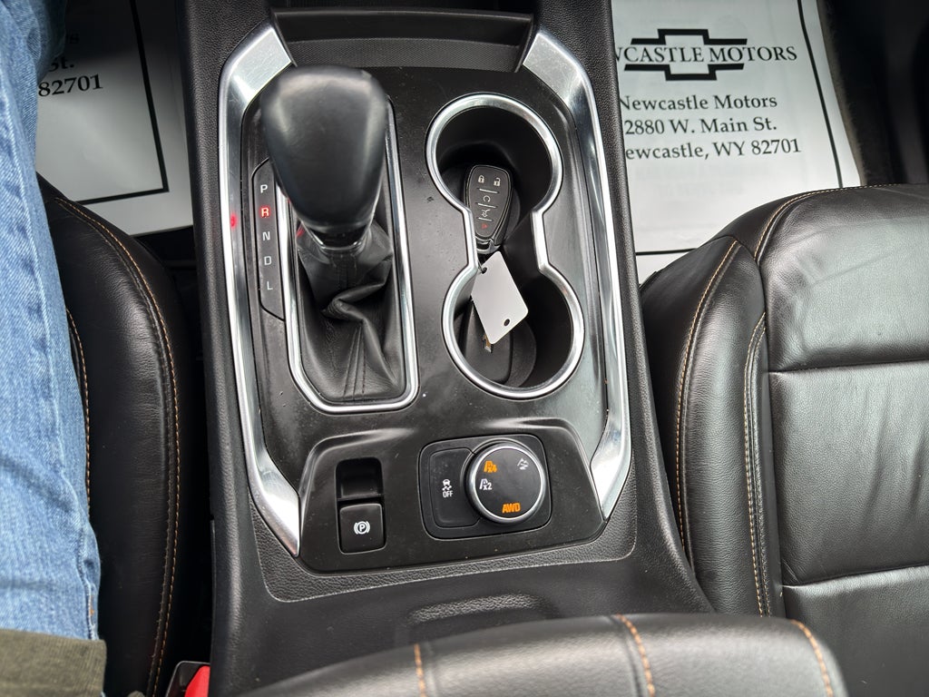 2021 Chevrolet Traverse LT Leather