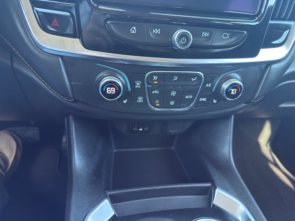 2021 Chevrolet Traverse LT Leather