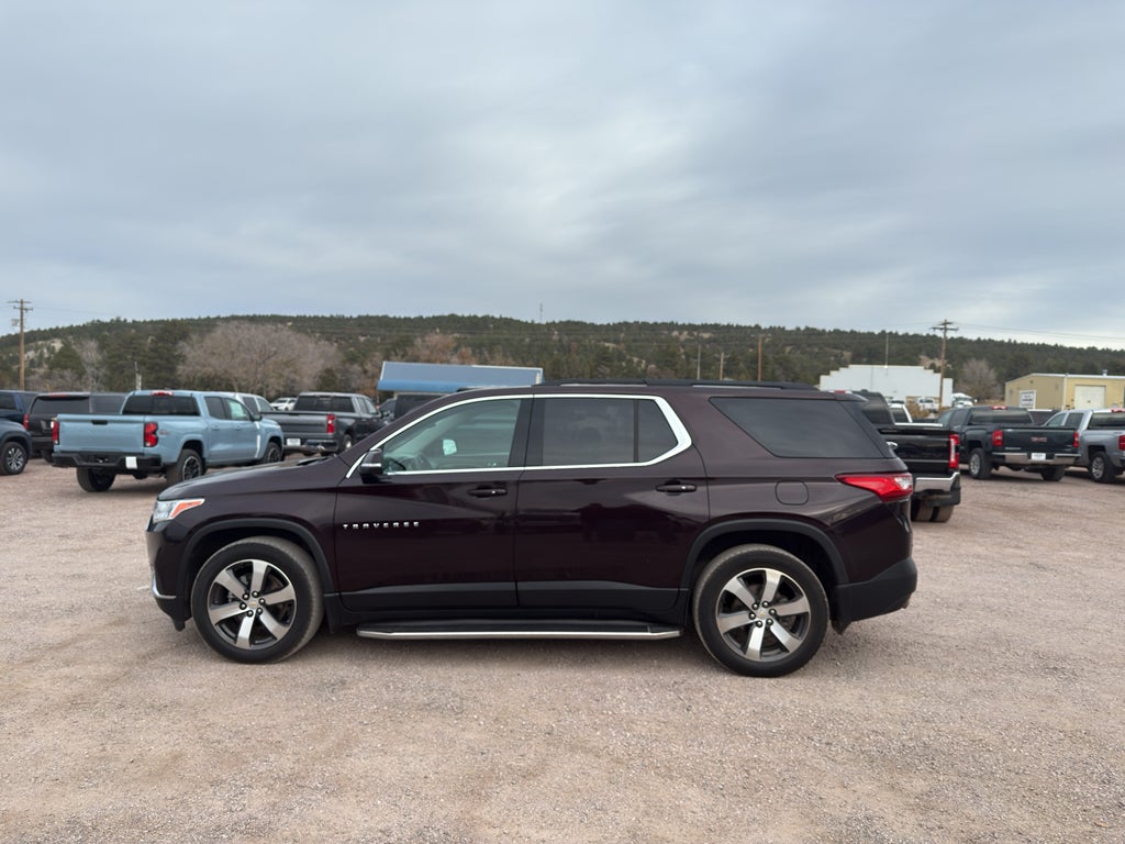2021 Chevrolet Traverse LT Leather