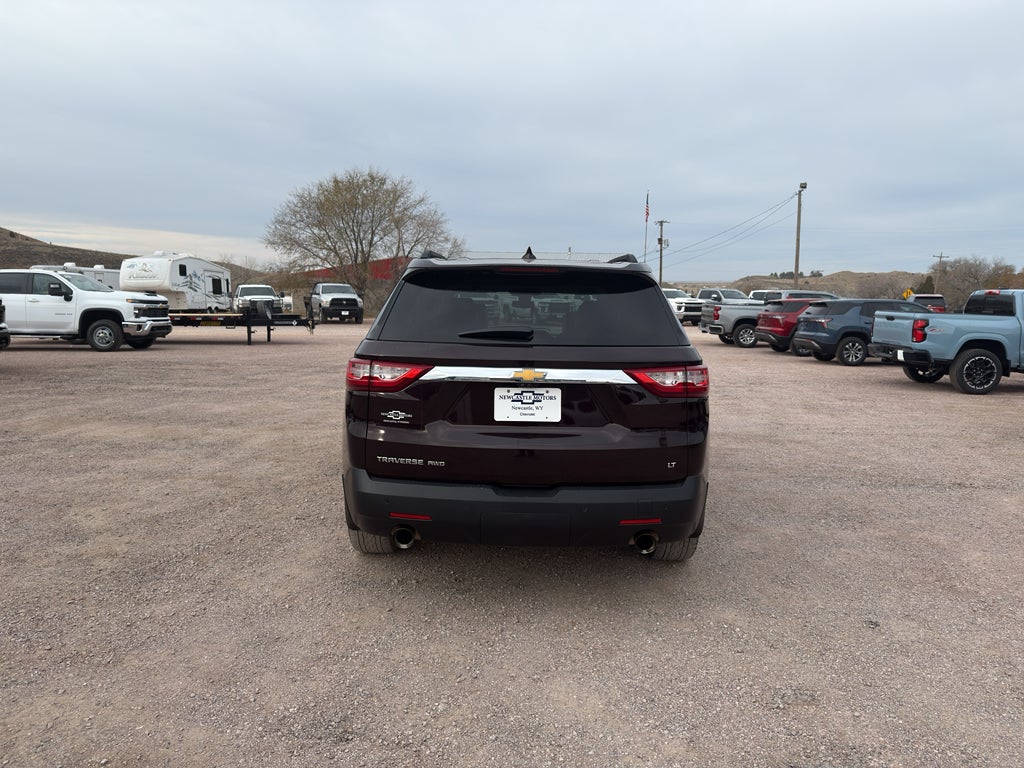2021 Chevrolet Traverse LT Leather