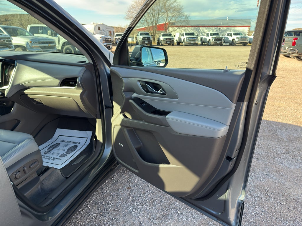 2020 Chevrolet Traverse LT Leather