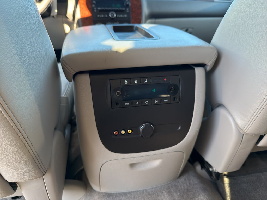 2008 Chevrolet Suburban LT w/3LT