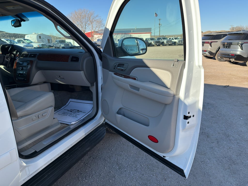 2008 Chevrolet Suburban LT w/3LT