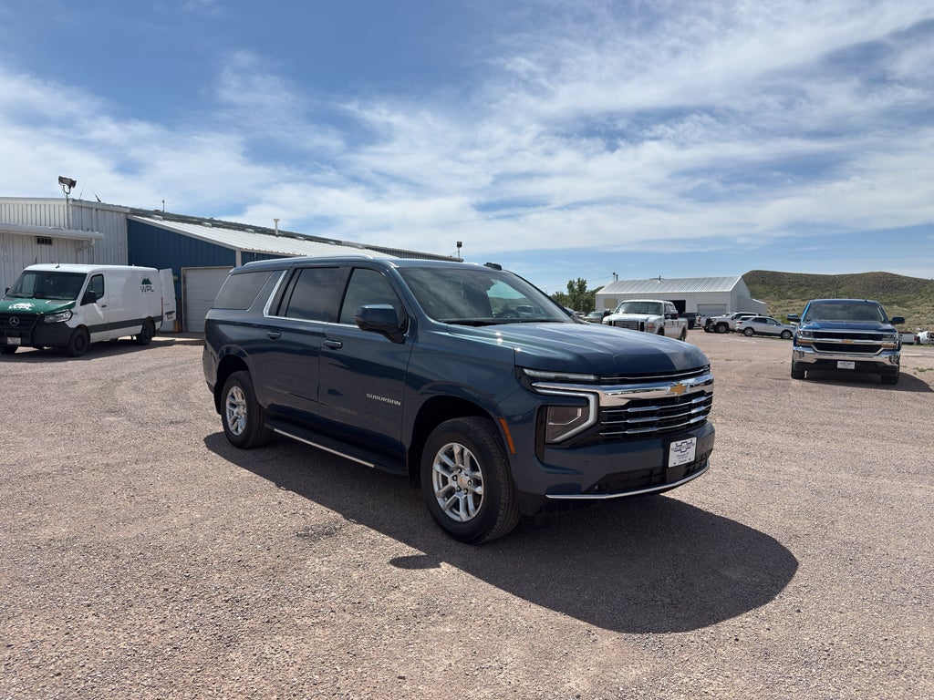 2026 Chevrolet Suburban LT