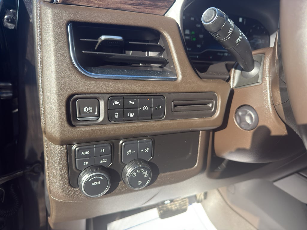 2022 Chevrolet Suburban LT