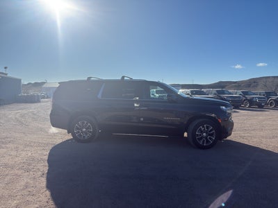 2022 Chevrolet Suburban LT
