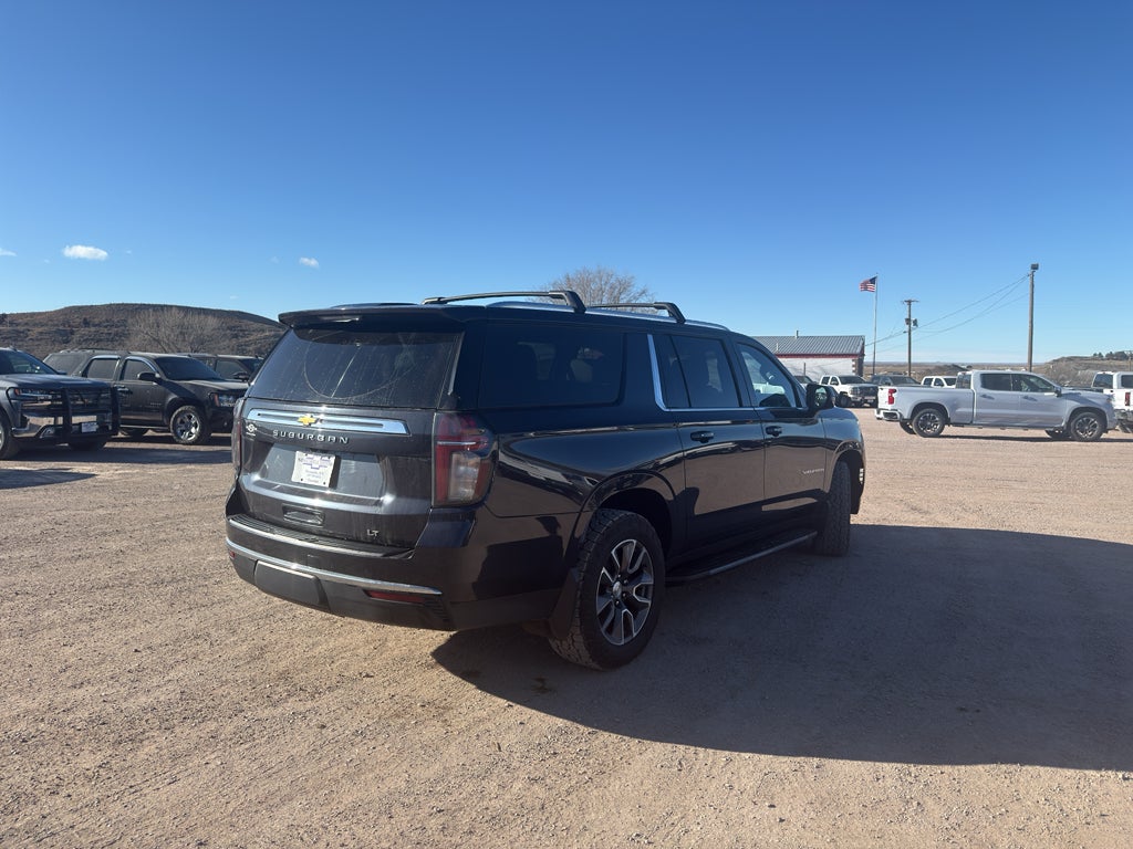 2022 Chevrolet Suburban LT