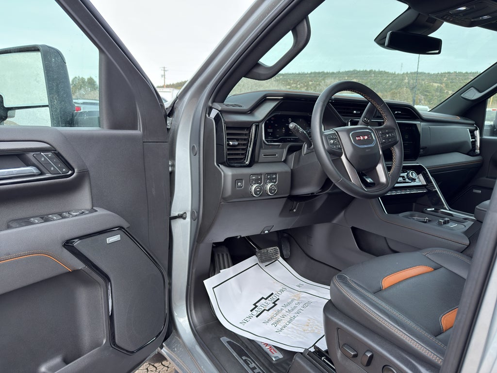 2025 GMC Sierra 2500 HD AT4