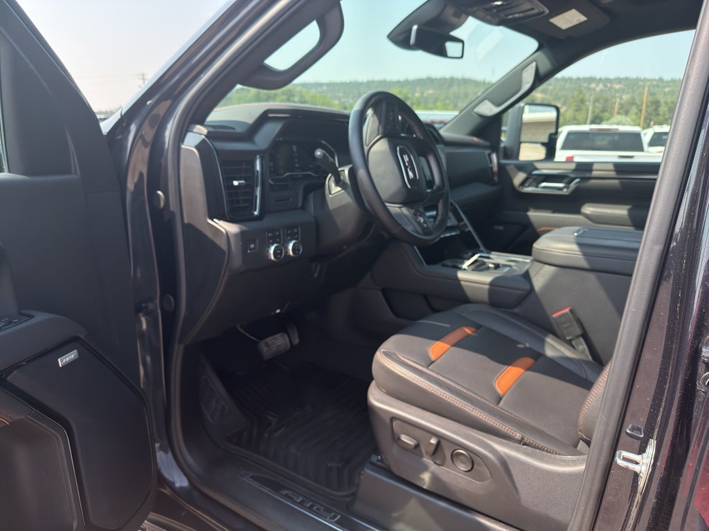 2025 GMC Sierra 2500 HD AT4