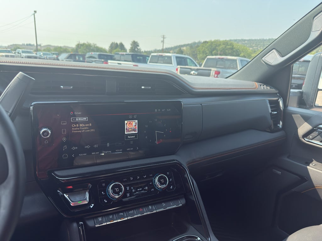 2025 GMC Sierra 2500 HD AT4