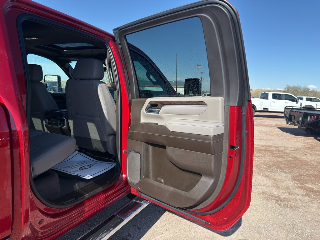 2025 GMC Sierra 3500 HD SLT