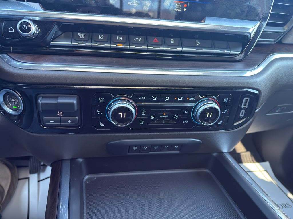 2025 GMC Sierra 3500 HD SLT
