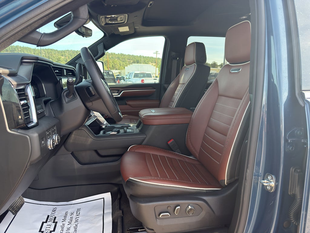 2026 GMC Sierra 3500 HD Denali Ultimate DRW