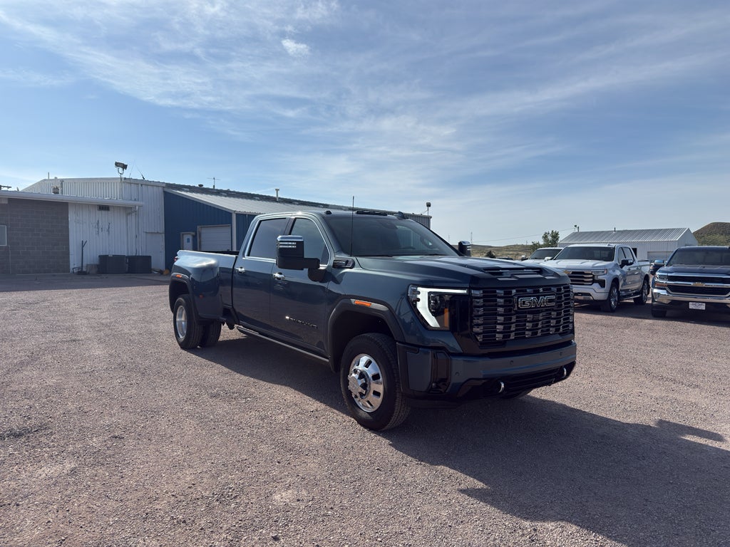2026 GMC Sierra 3500 HD Denali Ultimate DRW