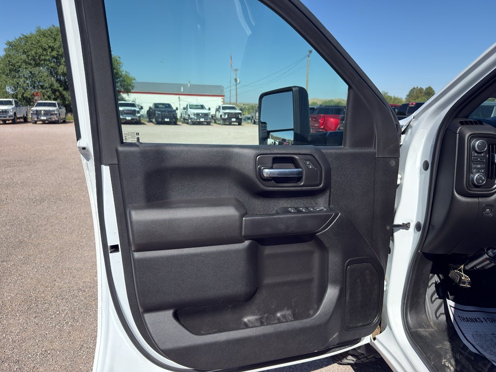2023 GMC Sierra 3500 HD Pro