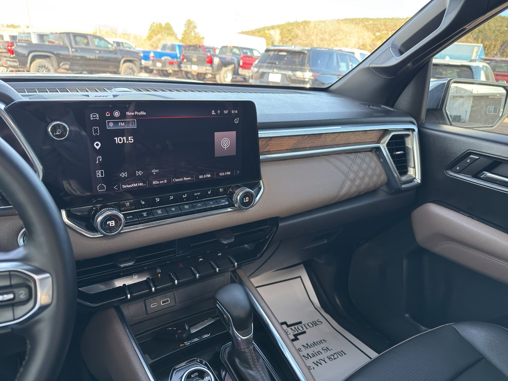 2025 GMC Canyon Denali