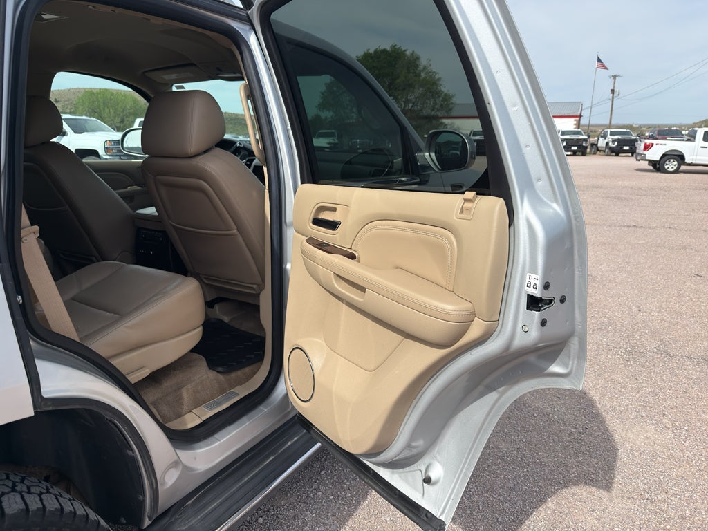 2010 Cadillac Escalade Base