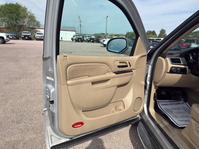 2010 Cadillac Escalade Base