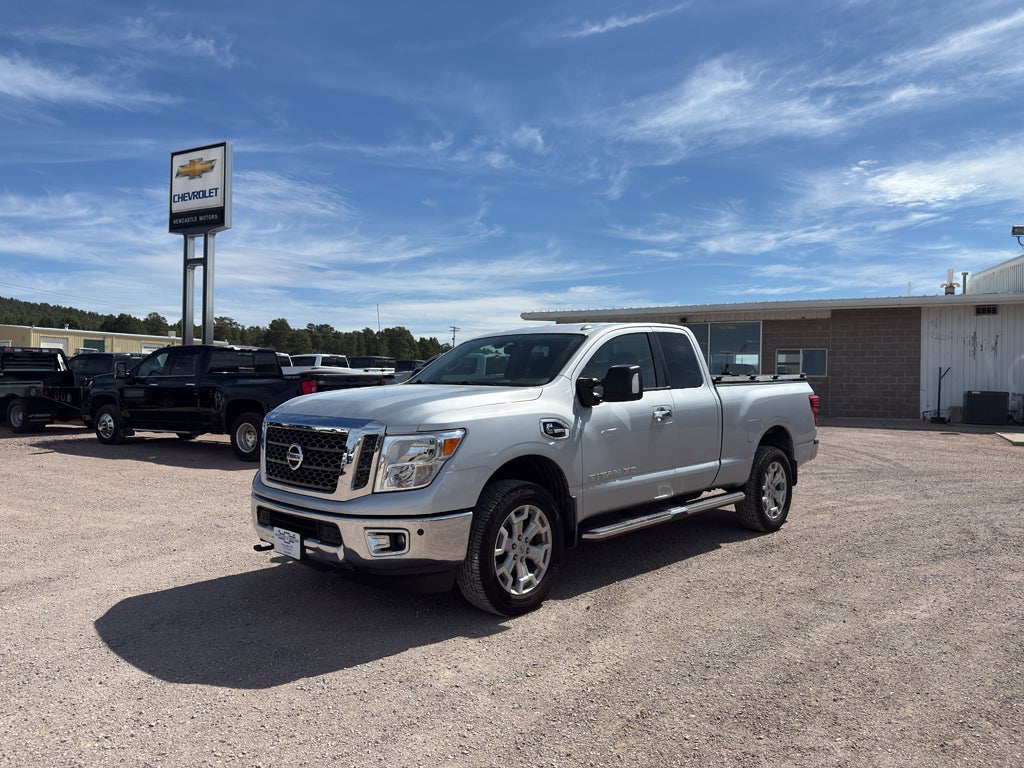 2017 Nissan Titan XD SV
