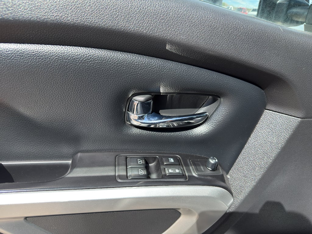 2017 Nissan Titan XD SV