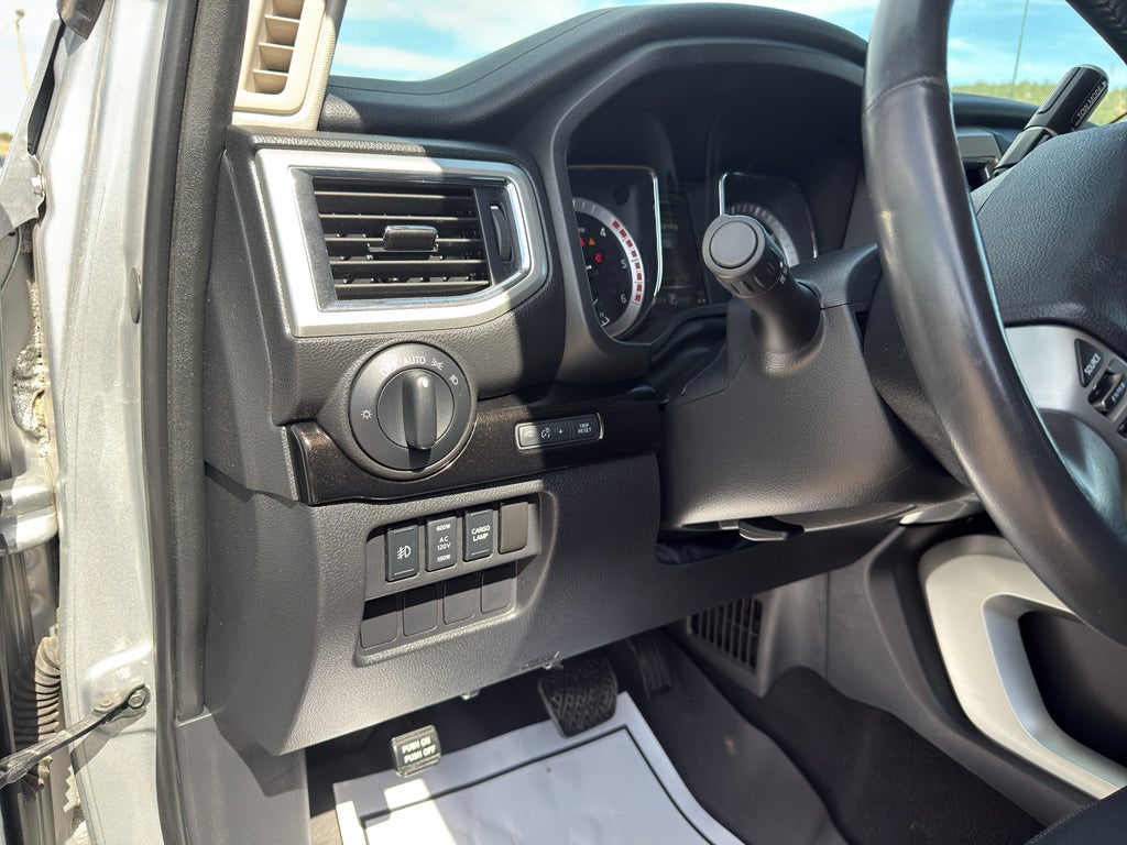 2017 Nissan Titan XD SV