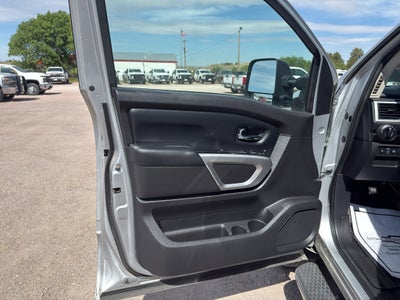 2017 Nissan Titan XD SV