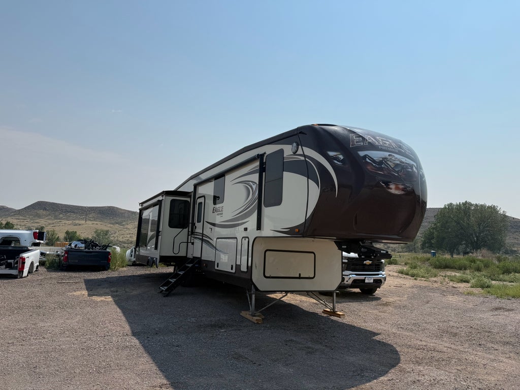 2014 JAYCO EAGLE PREM Base