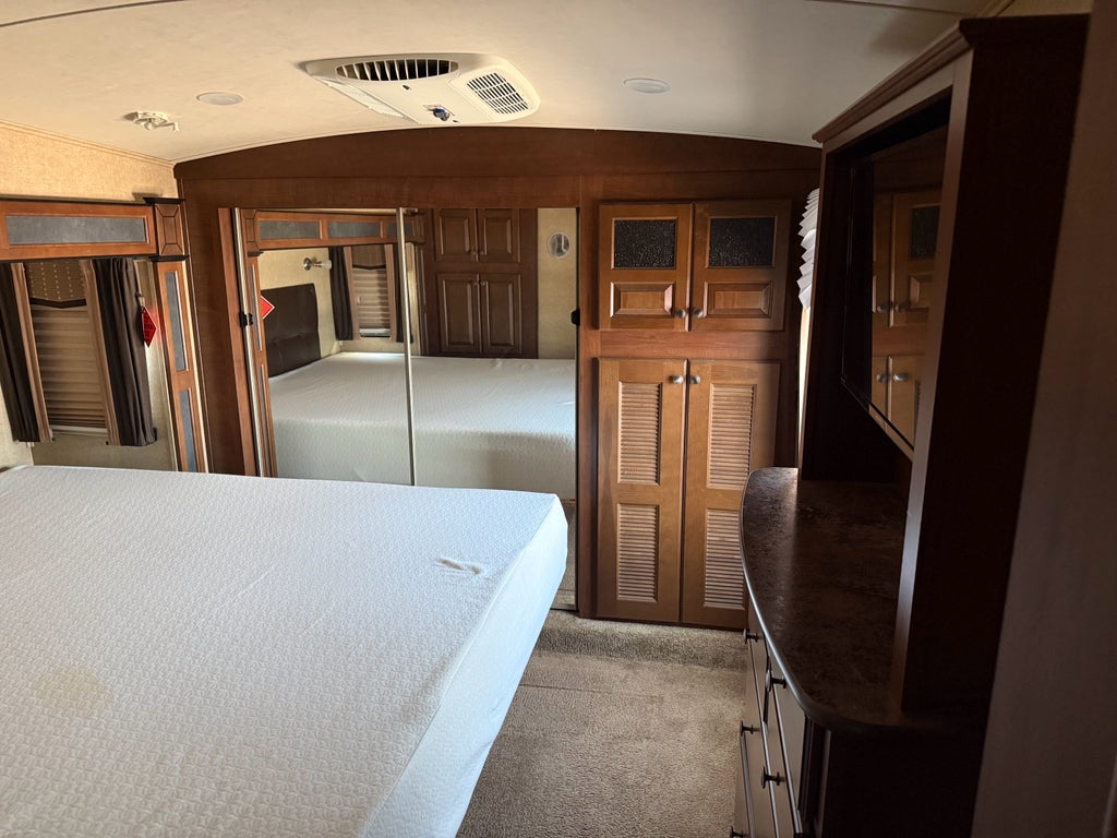 2014 JAYCO EAGLE PREM Base