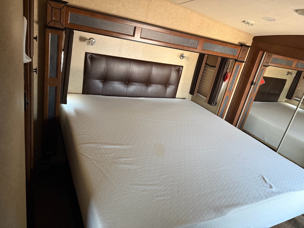 2014 JAYCO EAGLE PREM Base