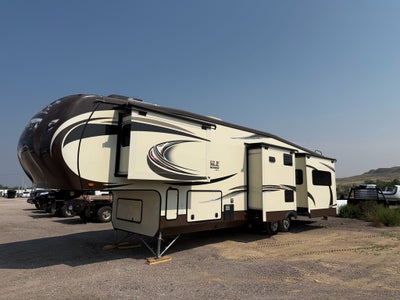 2014 JAYCO EAGLE PREM Base