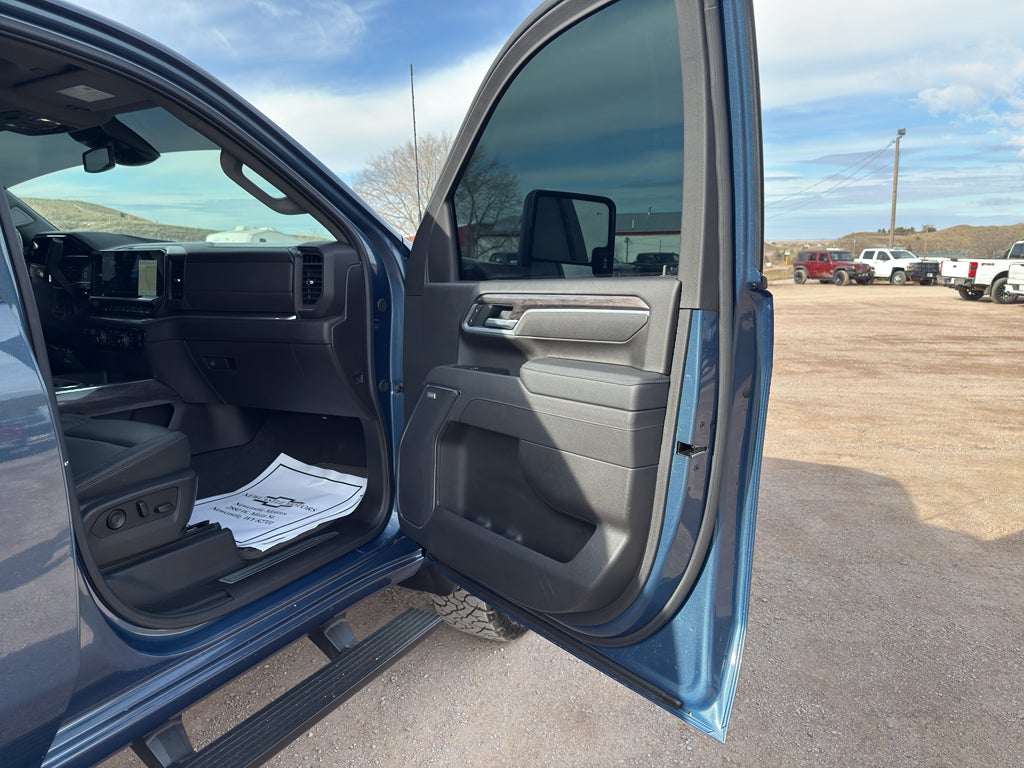 2025 Chevrolet Silverado 2500 HD LTZ