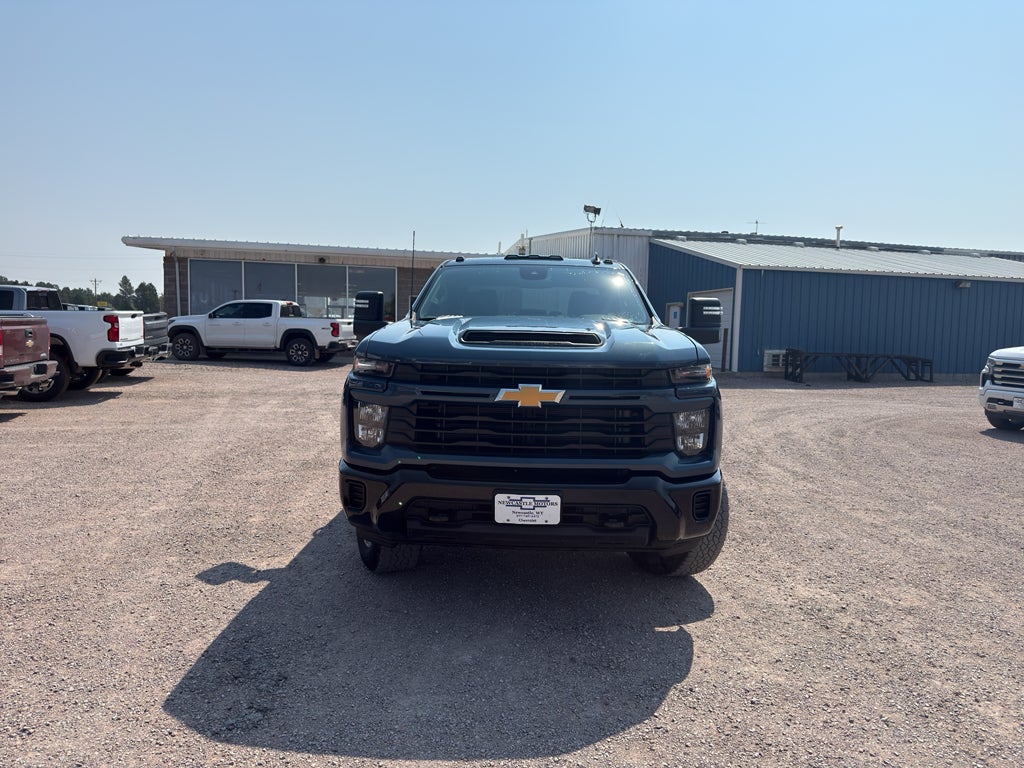 2024 Chevrolet Silverado 2500 HD Custom