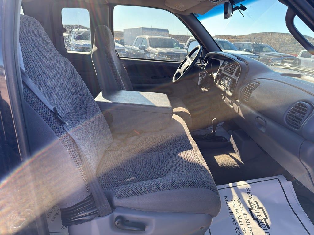 2001 Dodge Ram 1500 Base