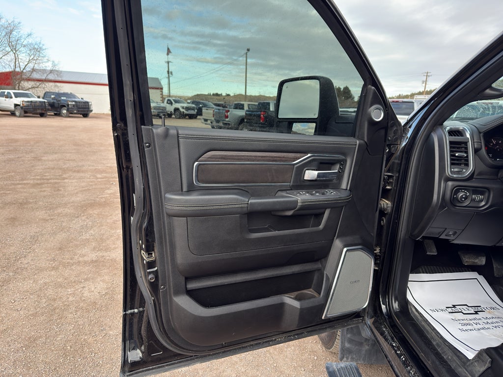 2025 RAM 3500 Laramie