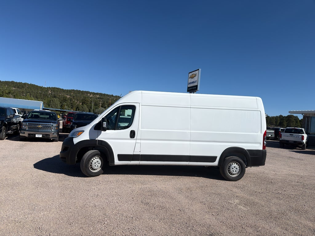 2025 RAM ProMaster Cargo Van Tradesman