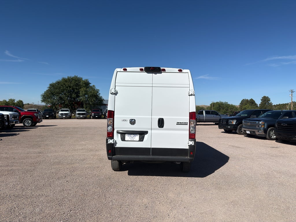 2025 RAM ProMaster Cargo Van Tradesman
