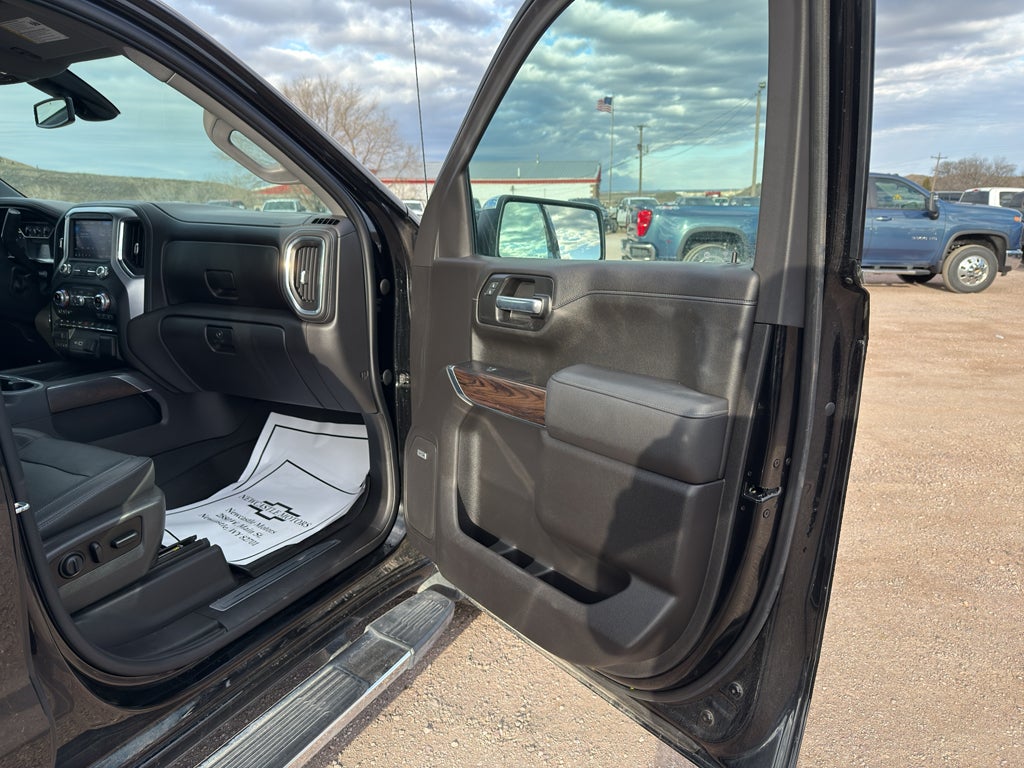 2021 GMC Sierra 1500 SLT