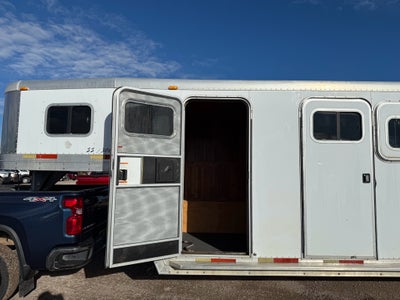 2000 EXISS HORSE TRAI Base