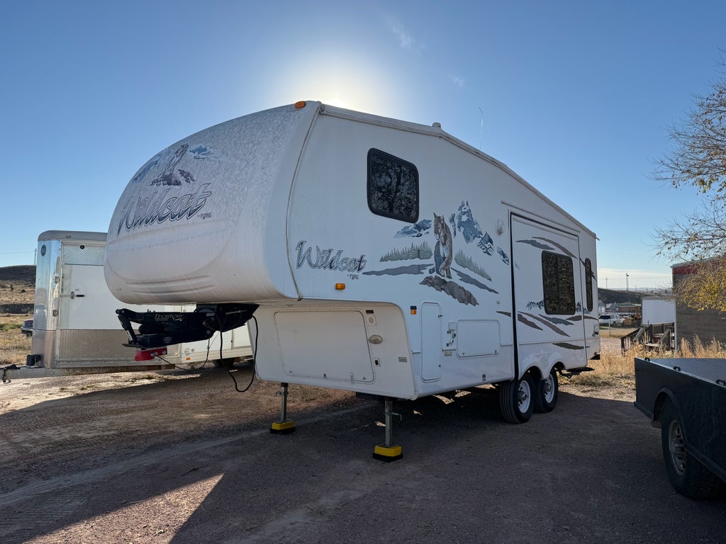 2007 FOREST RIV 8X26 CAMP