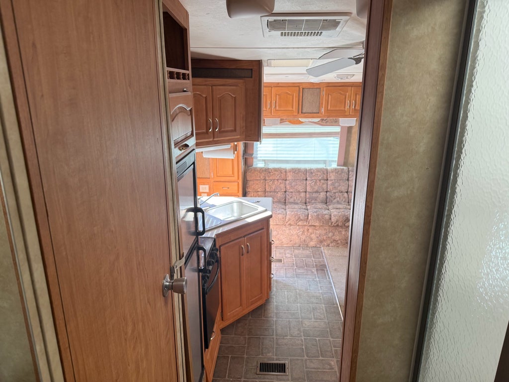 2007 FOREST RIV 8X26 CAMP