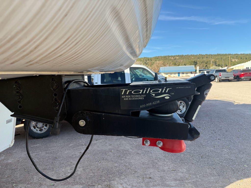 2007 FOREST RIV 8X26 CAMP