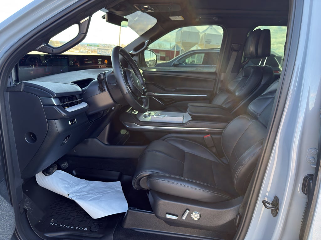2025 Lincoln Navigator Reserve