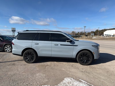 2025 Lincoln Navigator Reserve