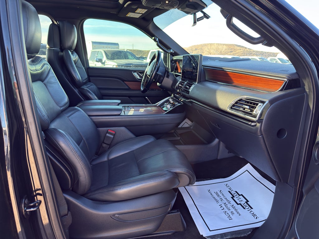 2022 Lincoln Navigator Reserve