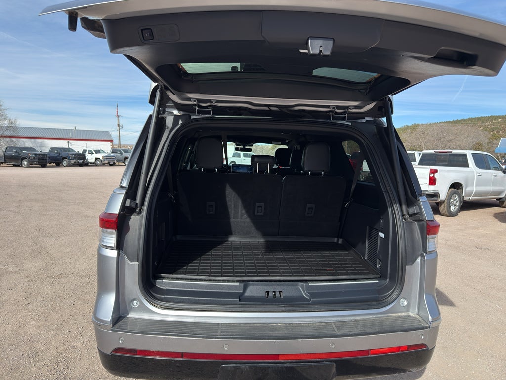 2022 Lincoln Navigator L Standard