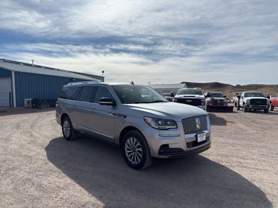 2022 Lincoln Navigator L Standard